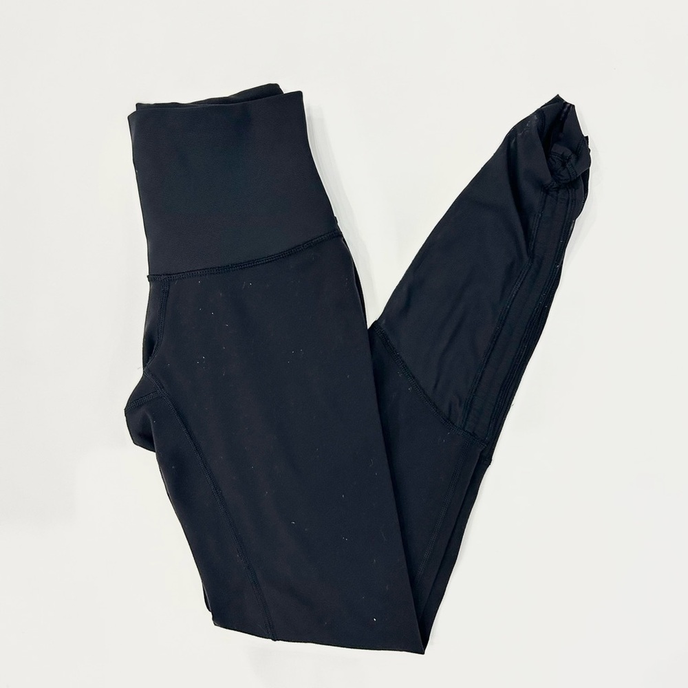 Lululemon Black Leggings with Mesh Panneling
